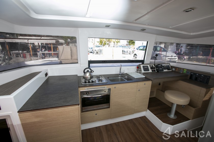 Bali 4.0 - Yacht Charter Sailica