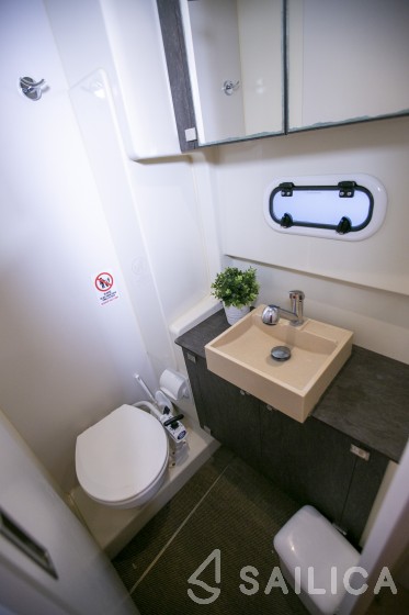 Bali 4.0 - Yacht Charter Sailica