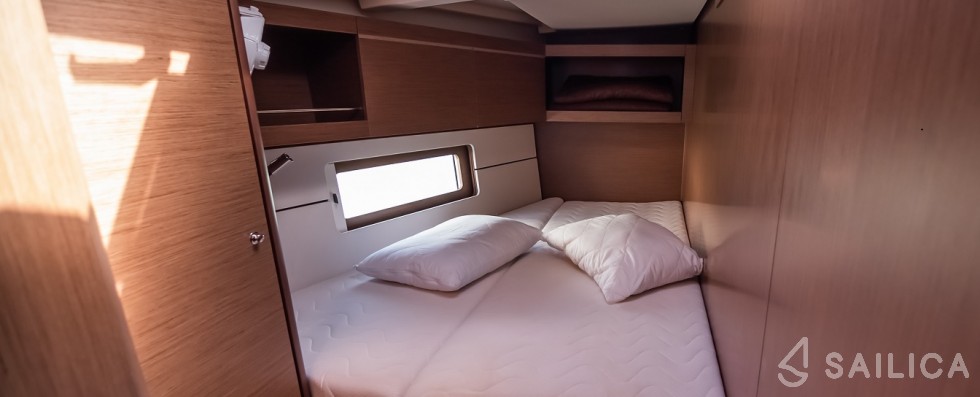 Oceanis 46.1 - Yacht Charter Sailica