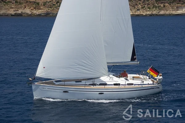 Bavaria 40 Cruiser - Yacht Charter Sailica