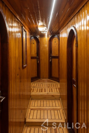 Gulet - Yacht Charter Sailica