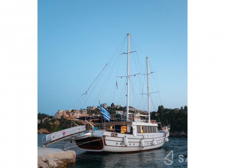 Gulet - Yacht Charter Sailica