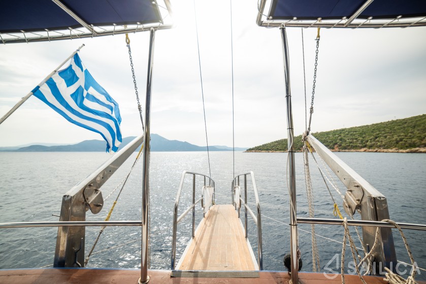 Gulet - Yacht Charter Sailica