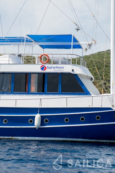 Gulet - Yacht Charter Sailica