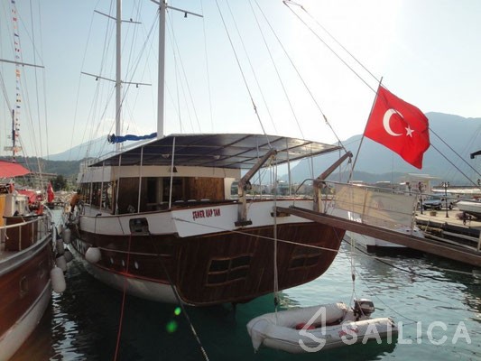 Gulet - Yacht Charter Sailica