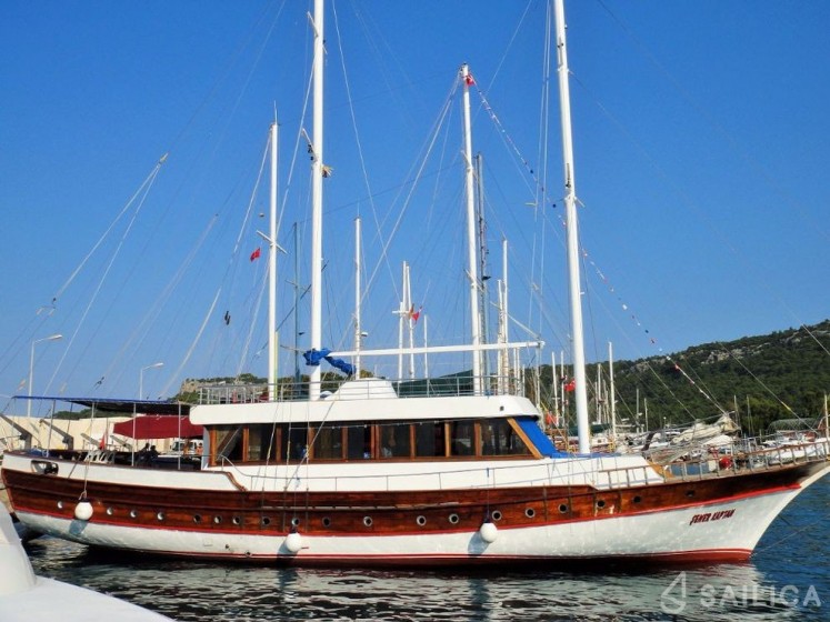 Gulet - Yacht Charter Sailica