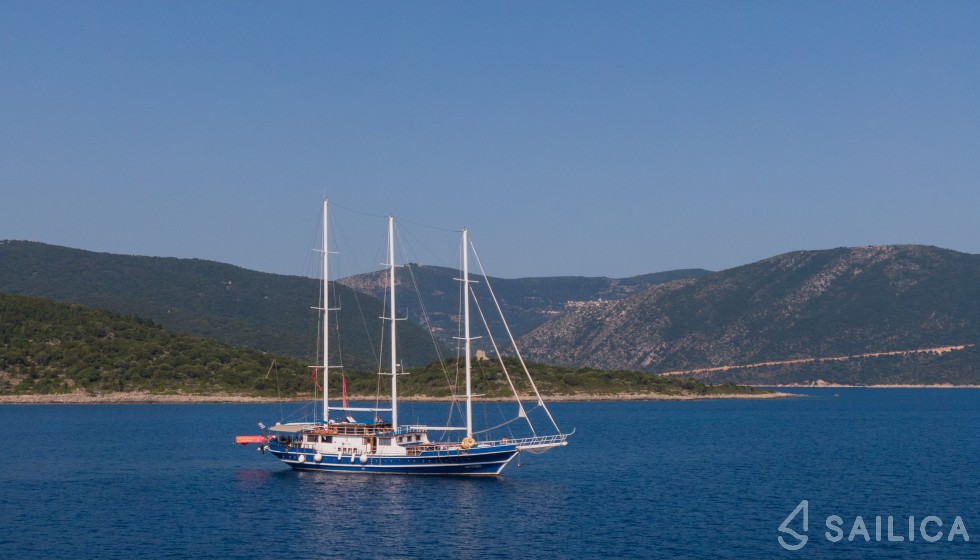 Gulet - Yacht Charter Sailica