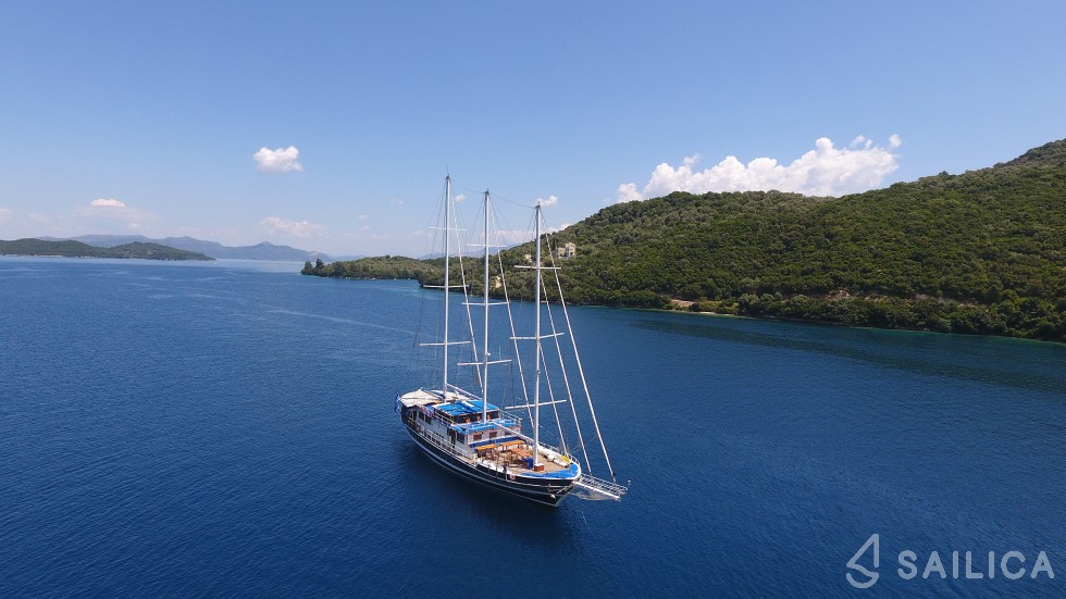 Gulet - Yacht Charter Sailica