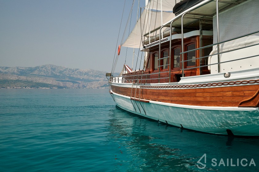Gulet - Yacht Charter Sailica