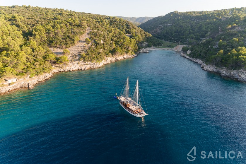 Gulet - Yacht Charter Sailica