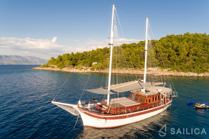 Gulet - Yacht Charter Sailica