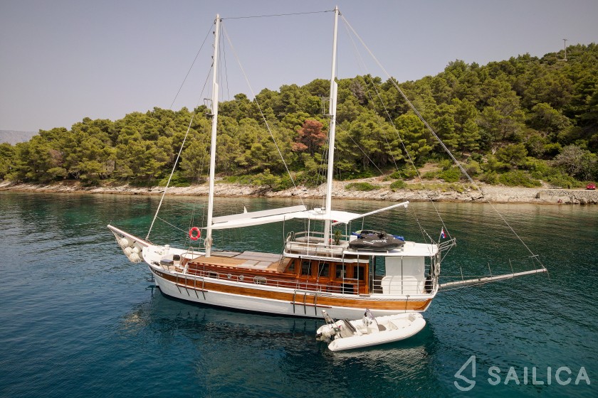 Gulet - Yacht Charter Sailica