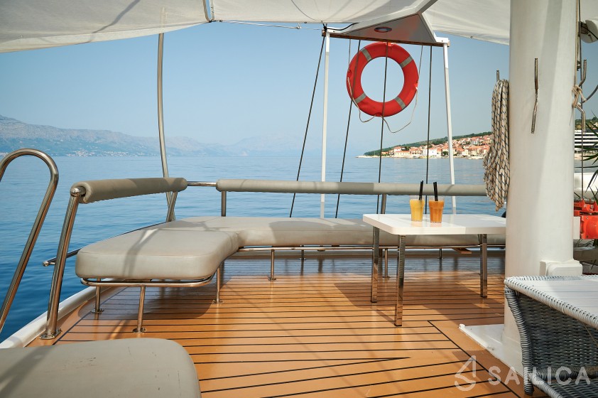 Gulet - Yacht Charter Sailica