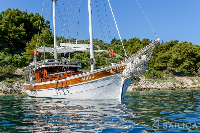 Gulet - Yacht Charter Sailica