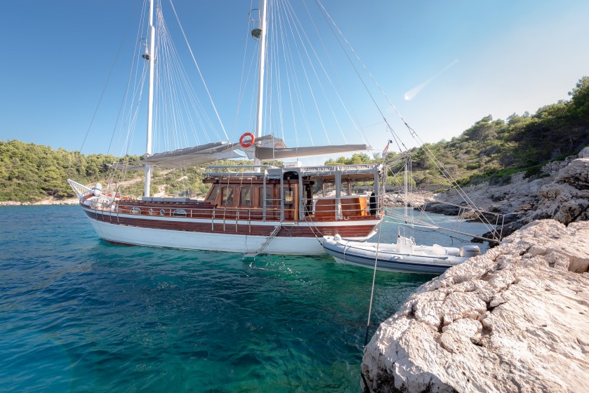 Gulet - Yacht Charter Sailica