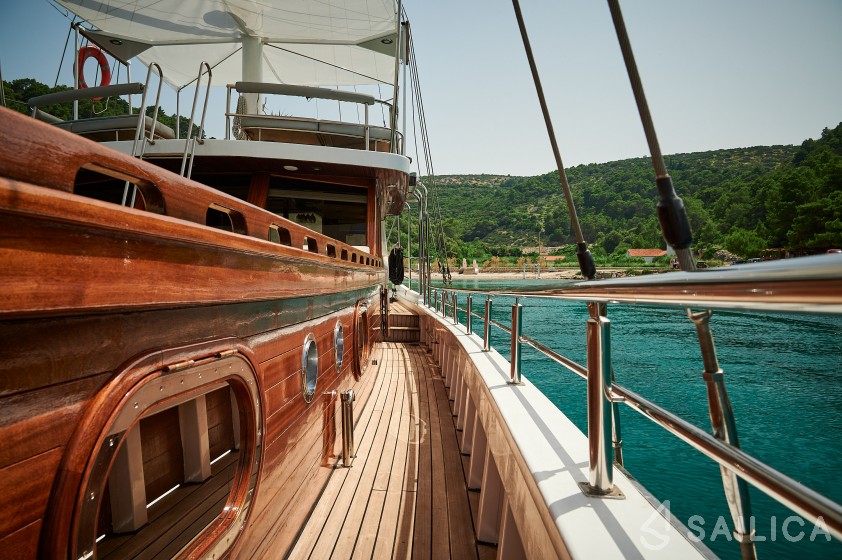 Gulet - Yacht Charter Sailica