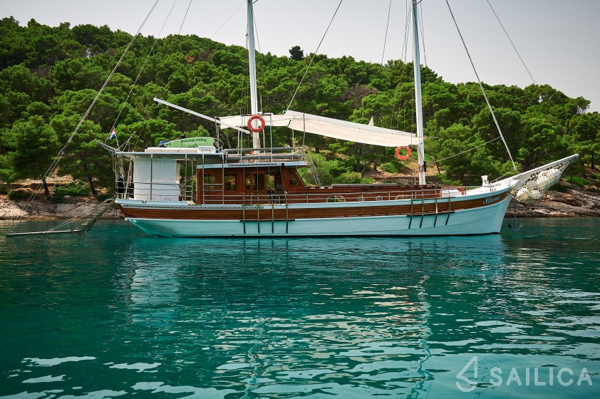 Gulet - Yacht Charter Sailica