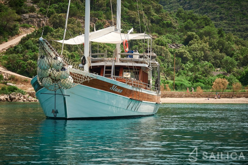 Gulet - Yacht Charter Sailica
