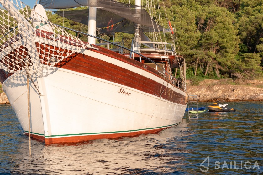 Gulet - Yacht Charter Sailica