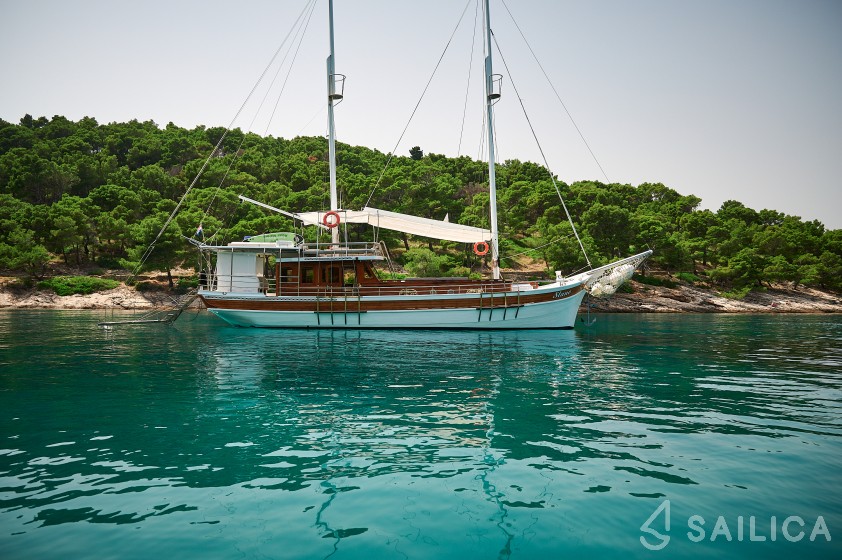 Gulet - Yacht Charter Sailica