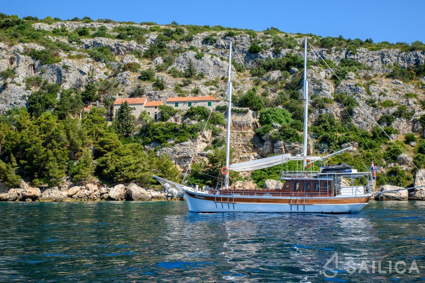 Gulet - Yacht Charter Sailica