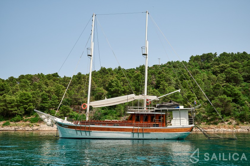 Gulet - Yacht Charter Sailica