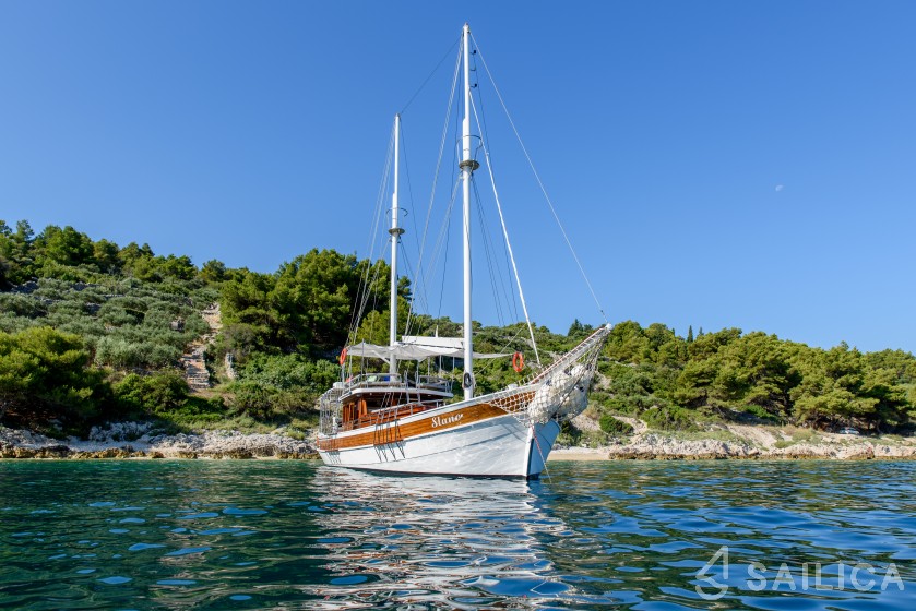 Gulet - Yacht Charter Sailica
