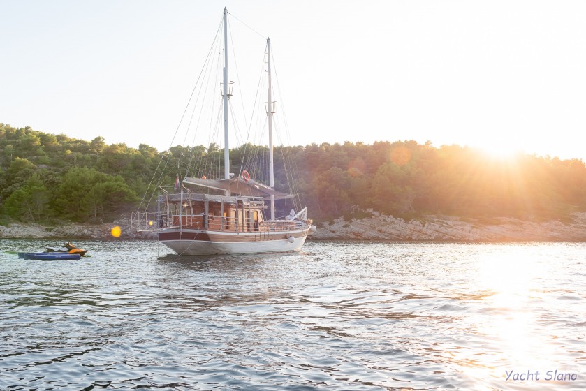 Gulet - Yacht Charter Sailica