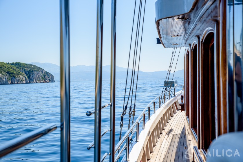 Gulet - Yacht Charter Sailica