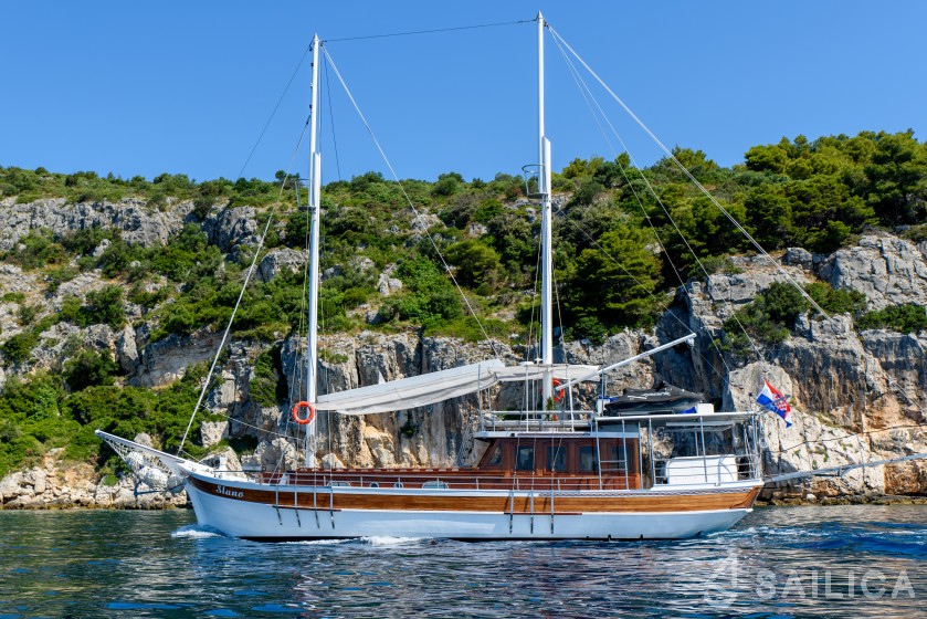 Gulet - Yacht Charter Sailica