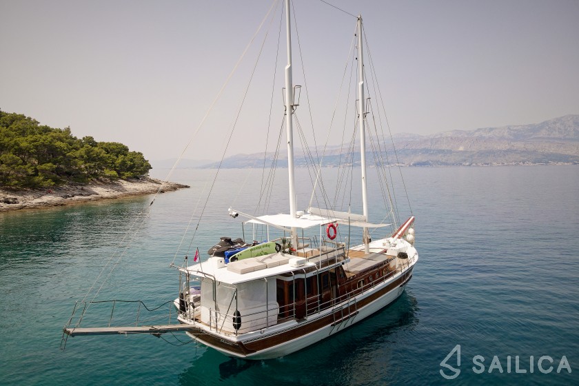 Gulet - Yacht Charter Sailica