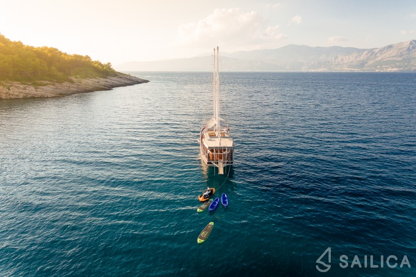 Gulet - Yacht Charter Sailica