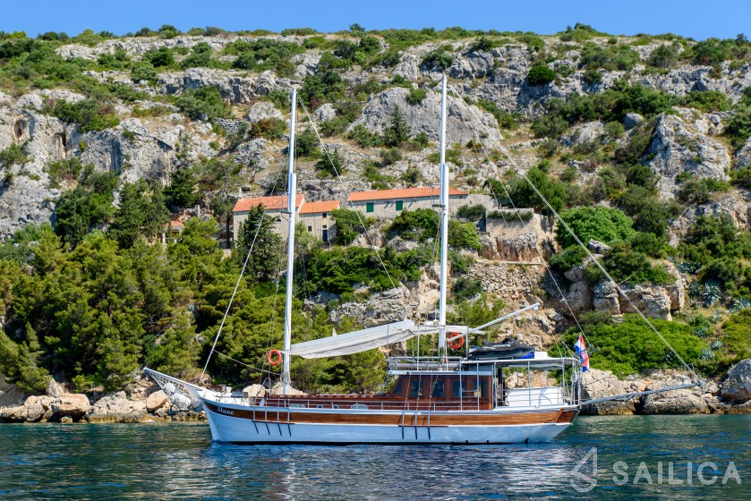 Gulet - Yacht Charter Sailica
