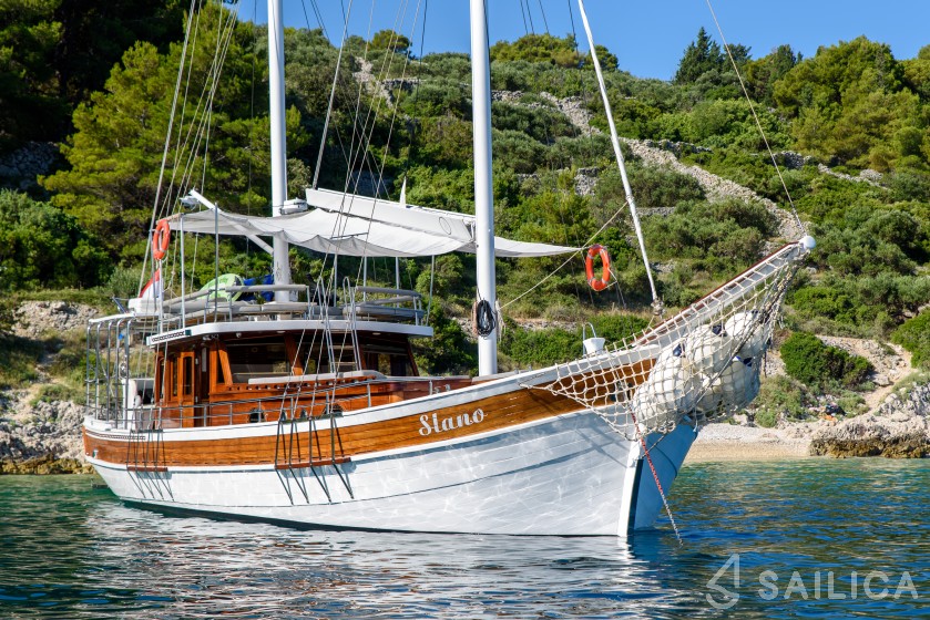 Gulet - Yacht Charter Sailica