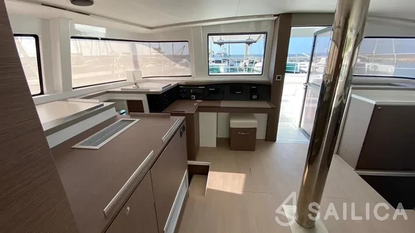Bali 4.8  - Yacht Charter Sailica