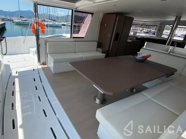 Bali 4.8  - Yacht Charter Sailica