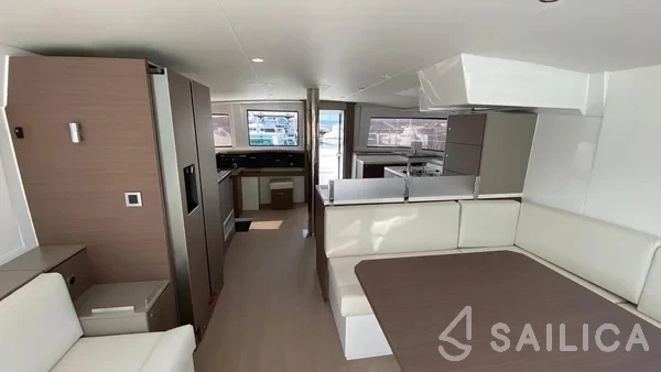 Bali 4.8  - Yacht Charter Sailica