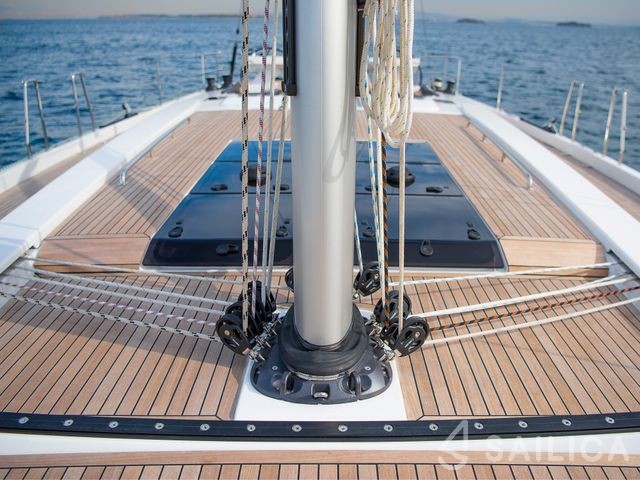 Hanse 588 - Yacht Charter Sailica