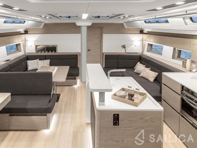Hanse 588 - Yacht Charter Sailica