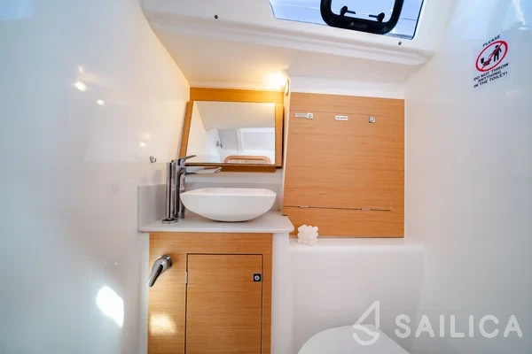 Dufour 390 Grand Large - Yacht Charter Sailica