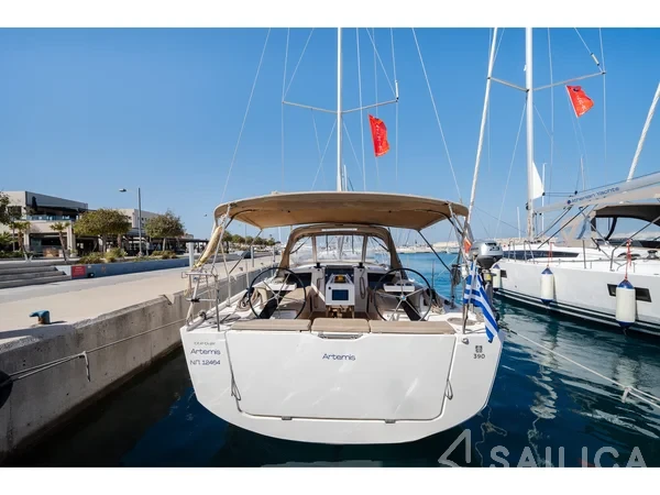 Dufour 390 Grand Large - Yacht Charter Sailica