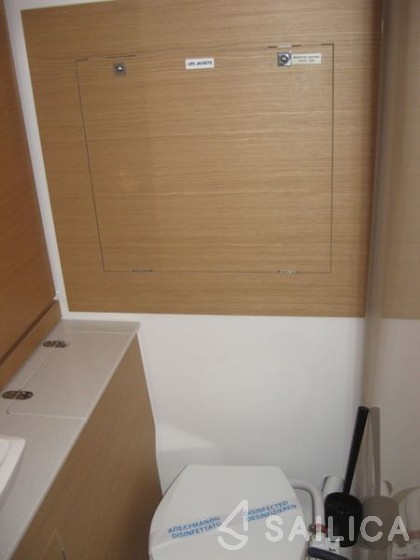 Dufour 390 Grand Large - Yacht Charter Sailica