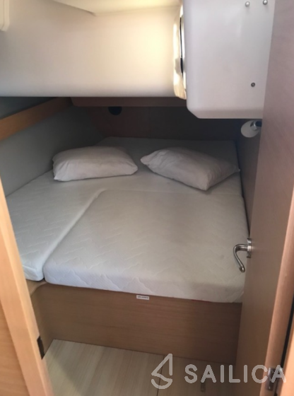Dufour 460 GL - Yacht Charter Sailica