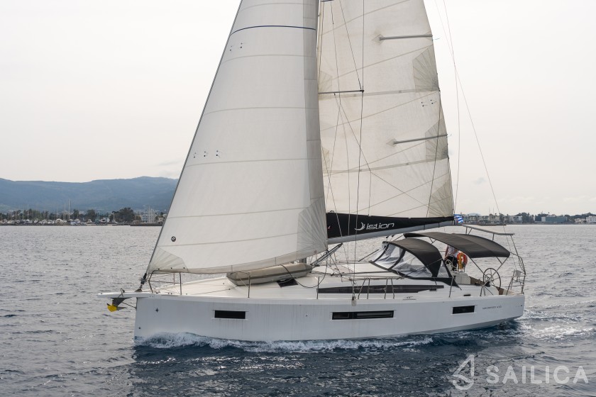 Sun Odyssey 410 - Yacht Charter Sailica