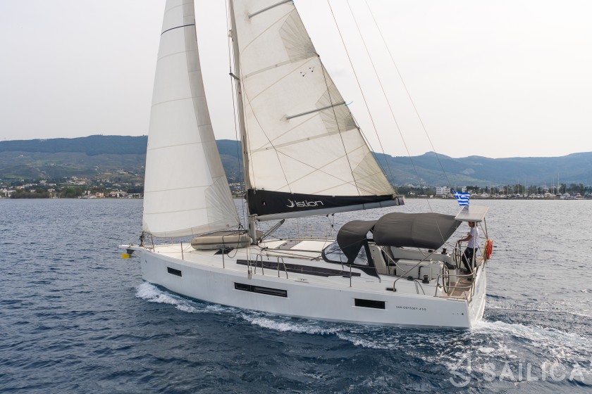 Sun Odyssey 410 - Yacht Charter Sailica