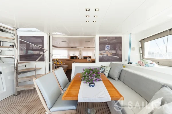 Lagoon 560 - Yacht Charter Sailica