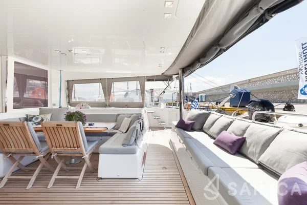 Lagoon 560 - Yacht Charter Sailica