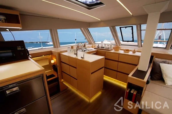 Nautitech 46 Open - Yacht Charter Sailica
