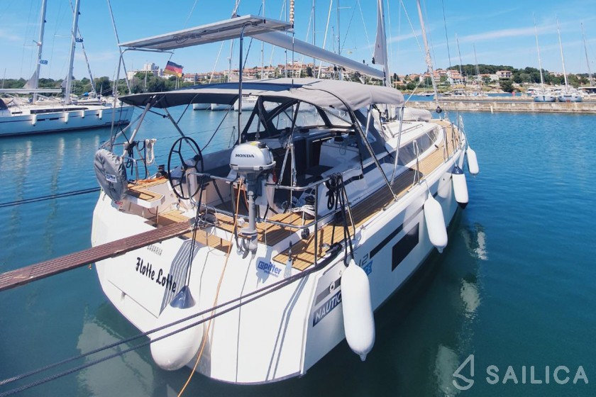 Bavaria C42 - Yacht Charter Sailica