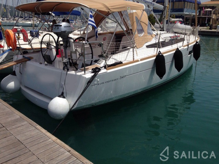Sun Odyssey 349 - Yacht Charter Sailica